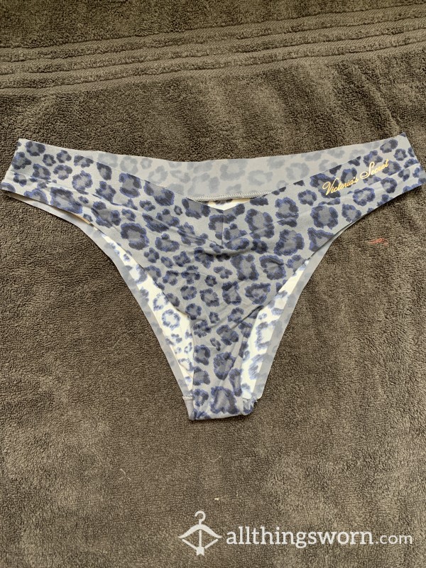 Ultra Soft Navy Blue Cheetah