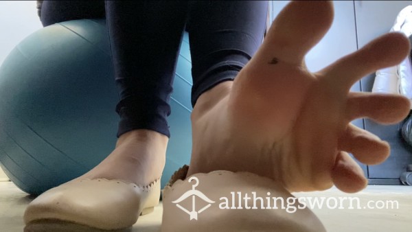 Under My Desk At Work ~ Navy Leggings, Beige Flats And Exercice Ball