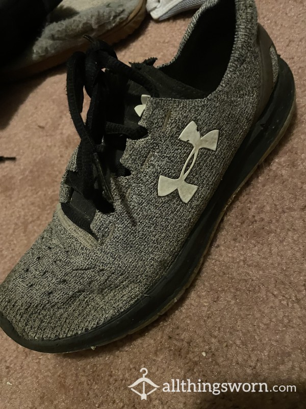 Underarmour Sneakers