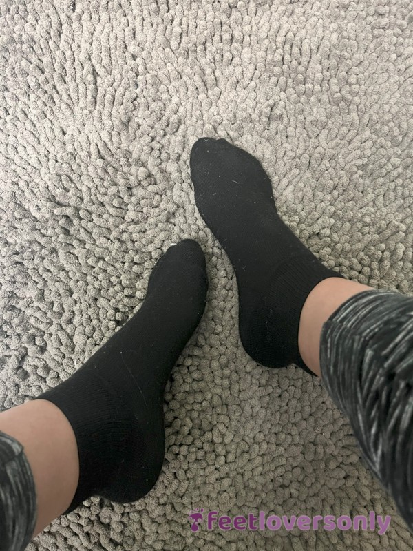 Used 24hr Worn Black Socks👣❣️