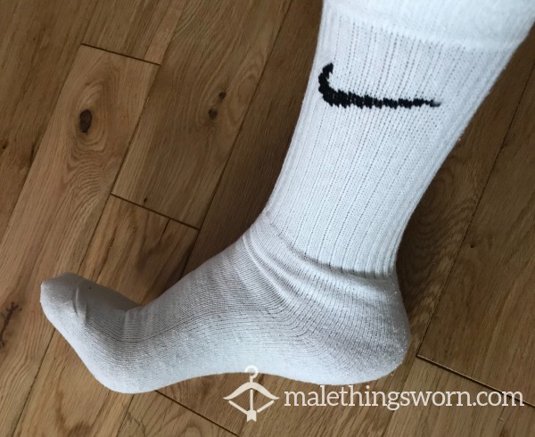 Used Men's Nike White Sports Crew Socks - Ready To Be Customised For You