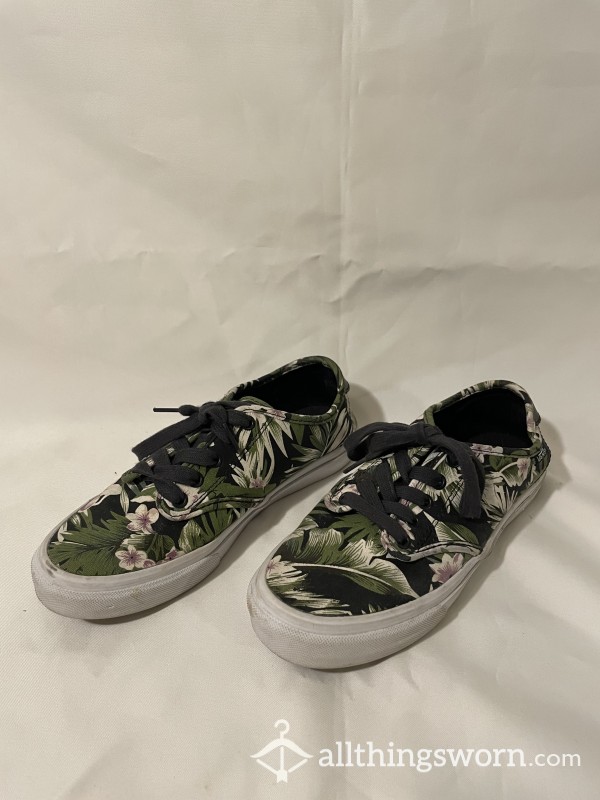 Vans Patterned Authentics Size 8