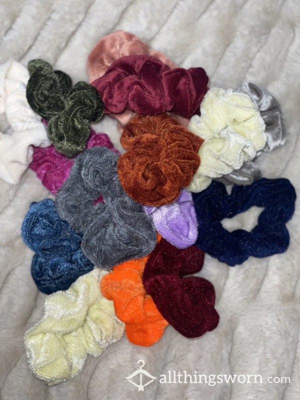 Velvet Scrunchies!! 🥰