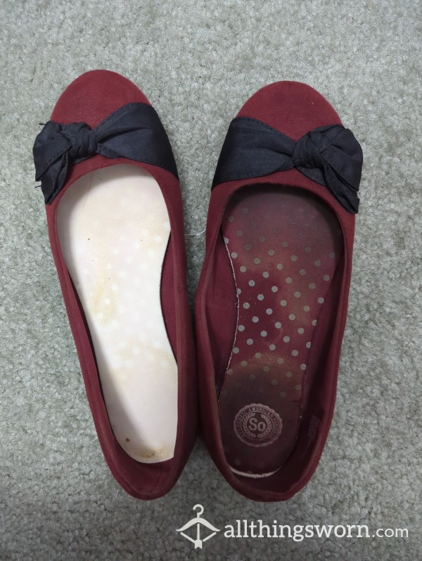 Very Worn Red & Black Ballet Flats