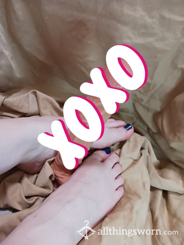 Video Of Giving My 10 Inch Di**o A Footjob, Feet View