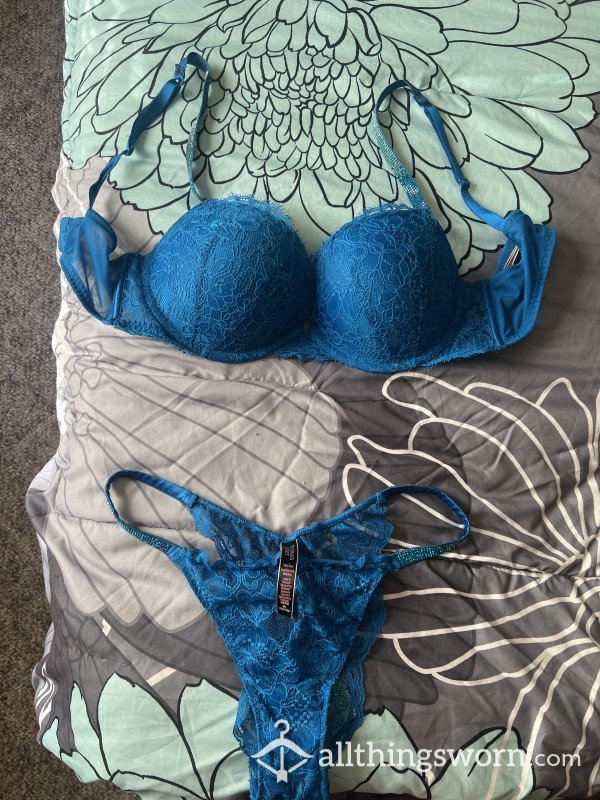 VS Bra And Panty Set