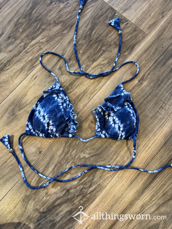 VS Victoria Secret Blue White Flor*l Tiny Triangle Bikini Top