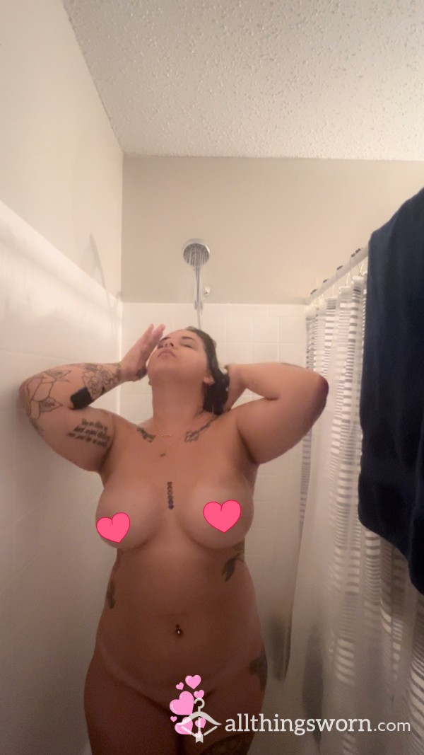 Watch Me Shower 💦