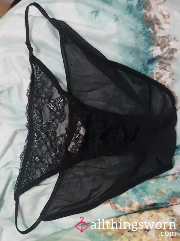 *WELL LOVED* Black Lace Panties