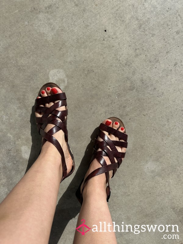 Well-loved Flight Attendant Layover Sandals