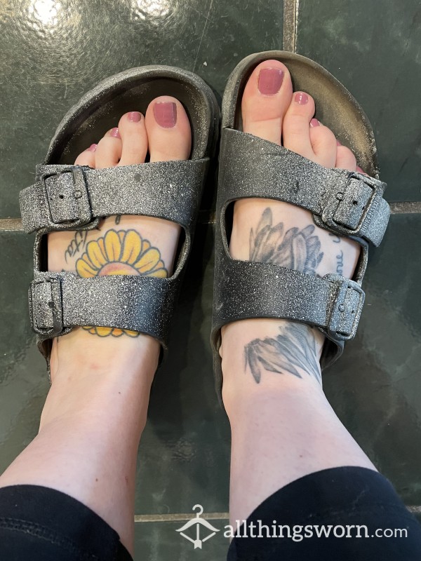 Well Worn Birkenstock’s 🖤