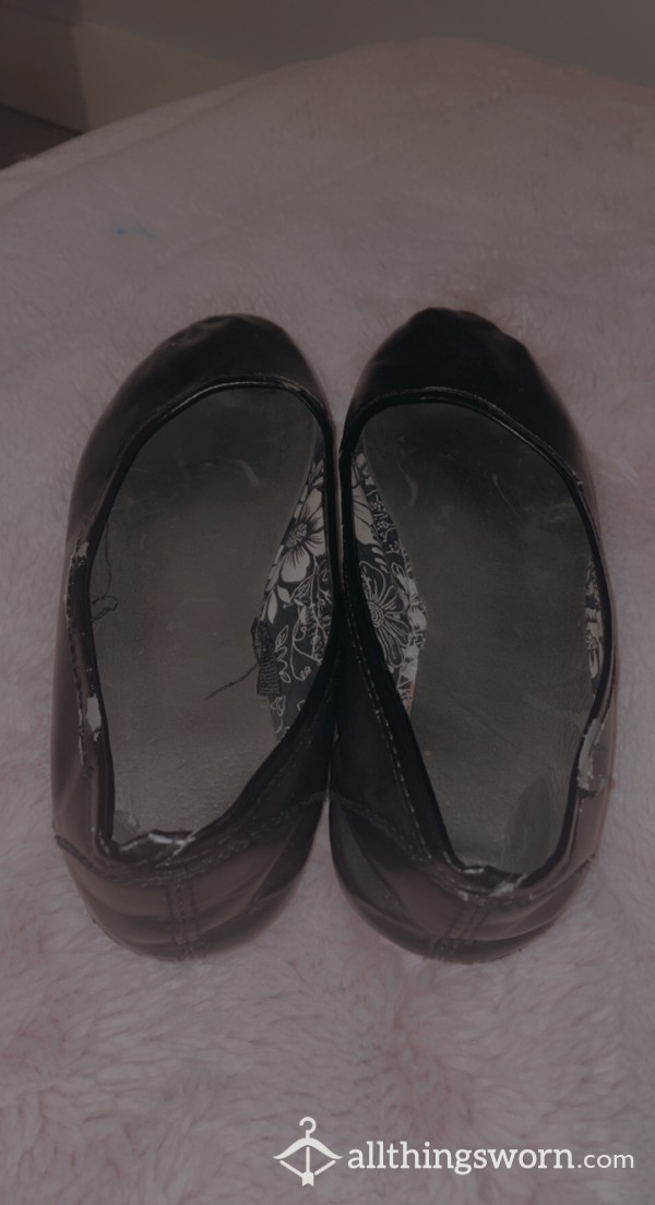 Well Worn, Black Womens Ballet Pumps