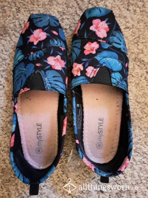 Well-Worn Flor*l Flat Shoes