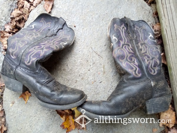 Well Worn & Loved Justin Square Toed Cowboy Boots (woman's Size 10)