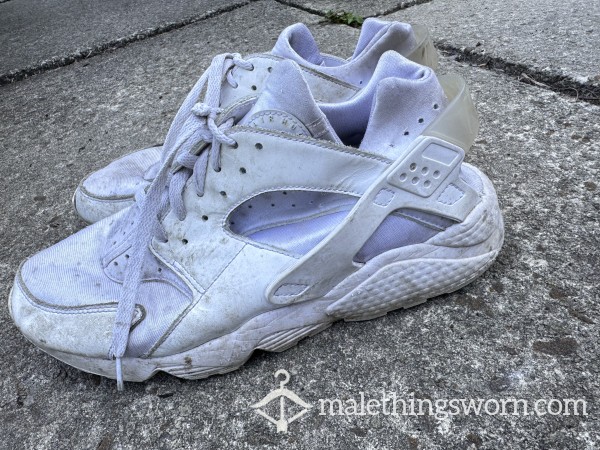 SOLD - Well Worn Nike Huarache 👟 Old, Rotting And 🐽 Stink!