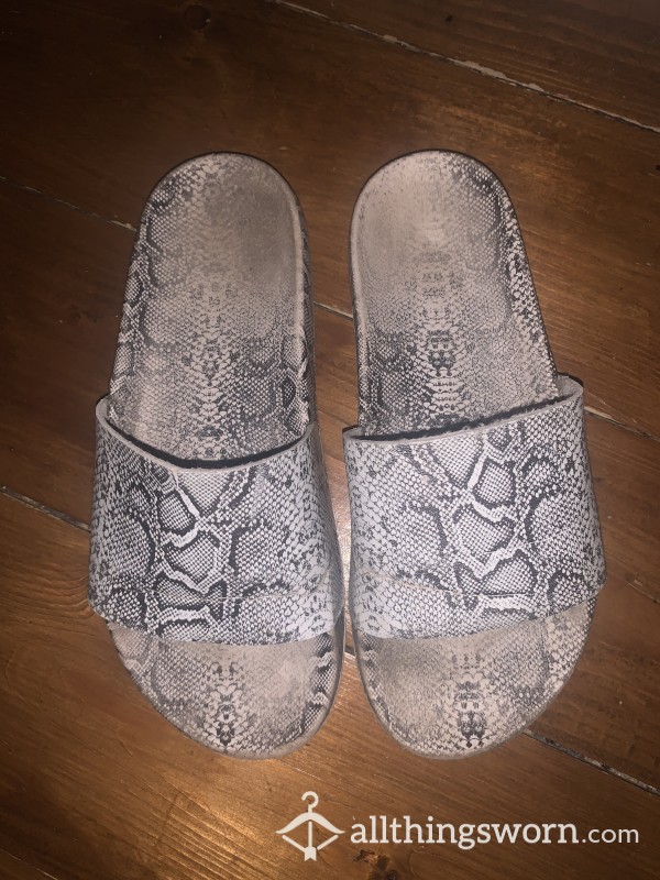 Well Worn Snake Skin Beach Sliders