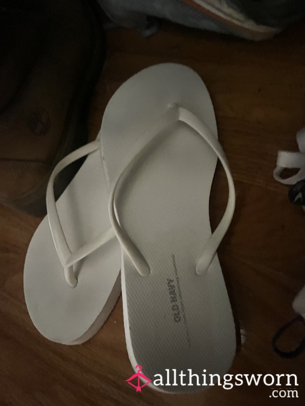 White Flip Flops 🥰