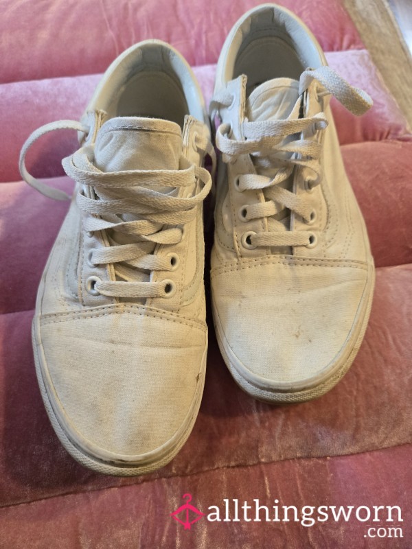 WHITE LACE UP VANS (Worn, Old, Bbw)