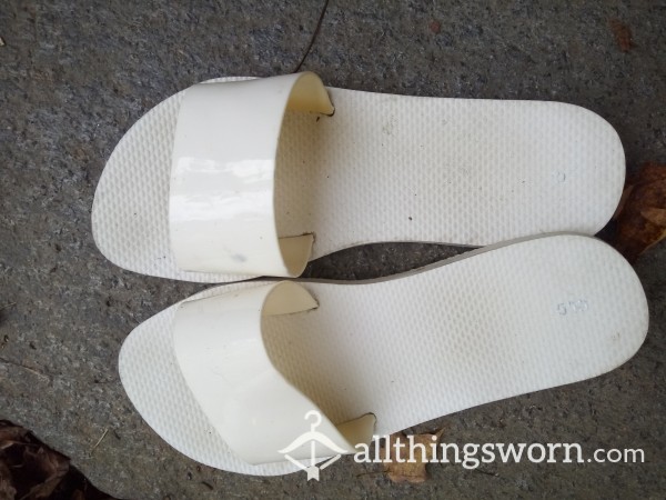 White Old Navy Slides (woman's 10)