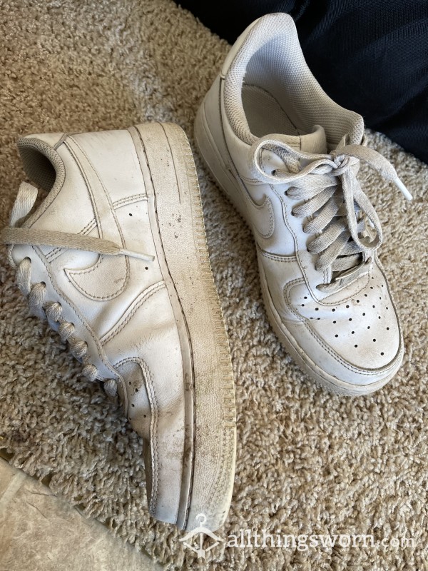 White, Stinky, Dirty AF1