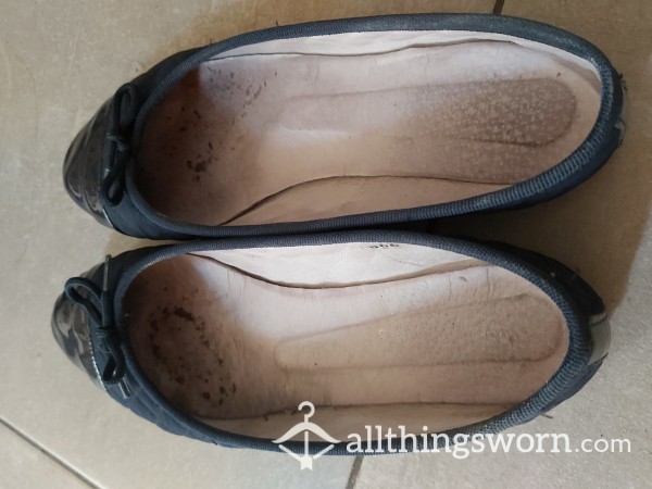 ***SOLD***Work Toe Mark Sweaty Toe Jam Ballet Flat 37 Russell Bromley