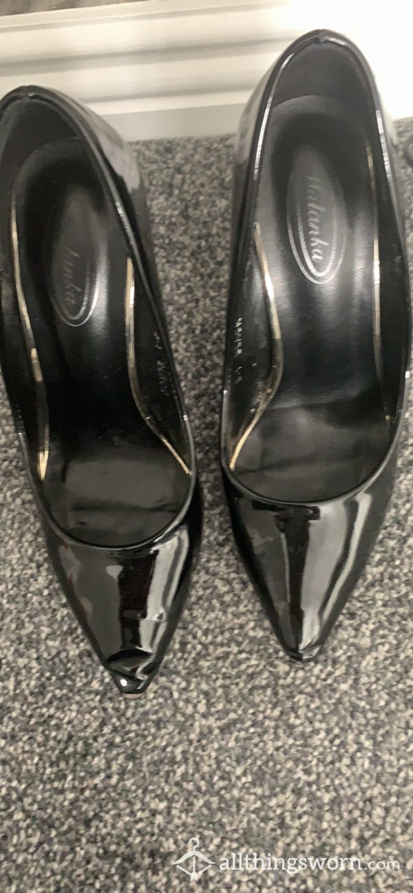 Worn Used S**y Black Shinny Sl*tty Stilettos High Heels