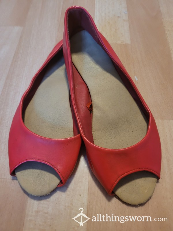 WornWorld Slippers - Red P**ptoe