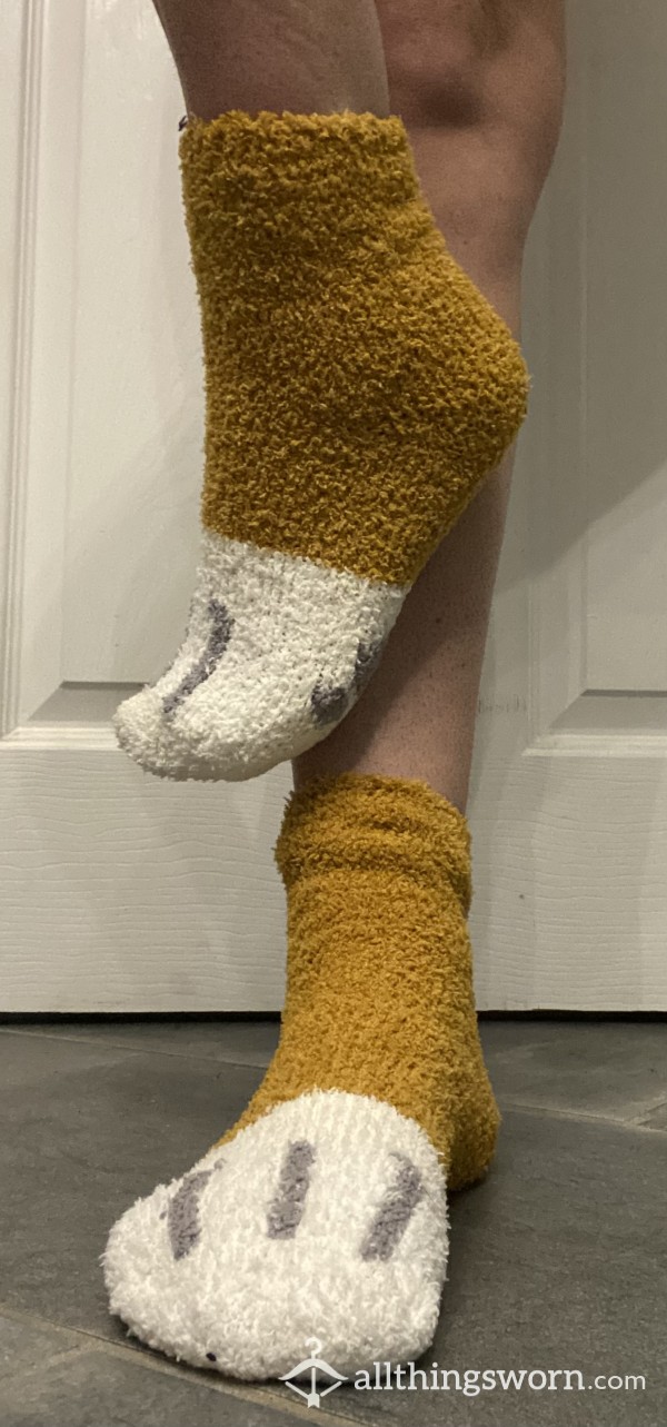 ⭐️⭐️ Yellow Fluffy Super Soft Stinky Socks ⭐️⭐️