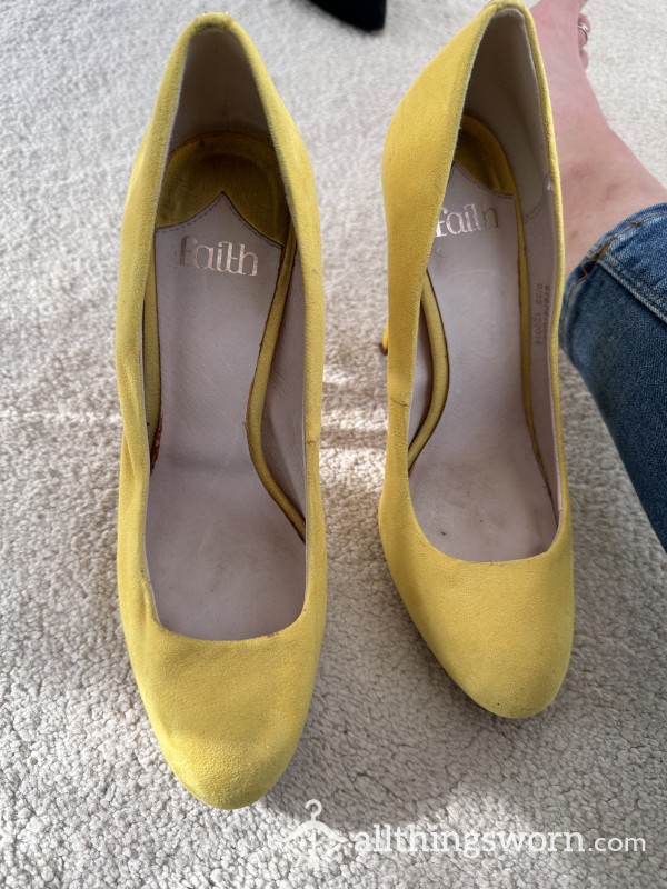 Yellow Stilettos 👠** Reduced **