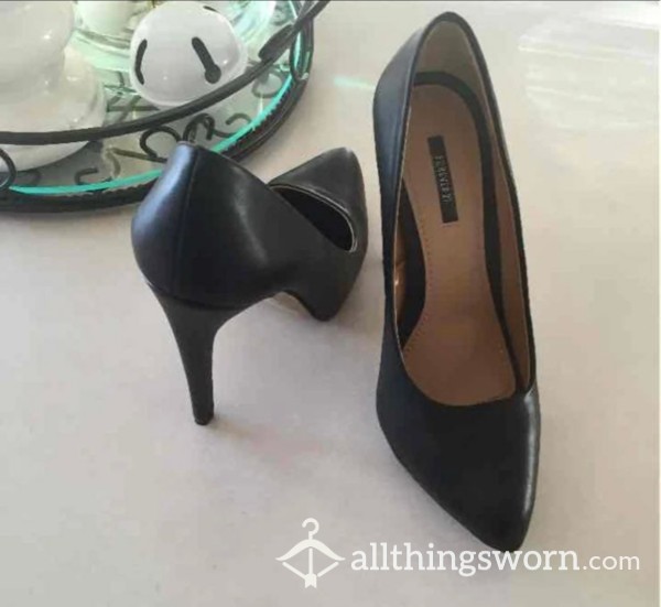 SOLD!! Your Balls Will Thank Us Both Later!! 😈🥵 The Perfect Gift To Yourself…Read Description!! 🔥😘 HOT AF Black S**y, S**y Heels!! 🥵🔥😍